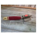 VINTAGE KNIFE SHARPENER