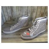 LADY COUTURE SHOES -- 10