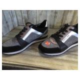 NEW -- MICHAEL KORS SHOES -- 10M