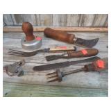 VINTAGE KITCHEN TOOLS