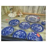 BLUE WILLOW DISHES & FIGURINES