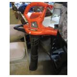 BLACK & DECKER LEAF VACUUM / BLOWER