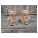 PAIR-- POTTERY PIG S&P SHAKERS