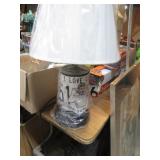 I LOVE LUCY PLATE LAMP -- SOME DAMAGE