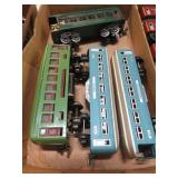 PREWAR LIONEL BOX MODEL TRAIN PASSENGER CARS