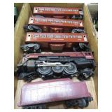 PREWAR LIONEL BOX MODEL TRAIN ENGINE & CARS