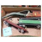 PREWAR LIONEL BOX MODEL TRAIN CARS & CRANE