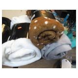 3-- FLEECE THROW BLANKETS