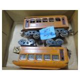 PREWAR LIONEL MODEL TRAIN PASSENGER CARS