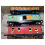 PREWAR LIONEL MODEL TRAIN CARS