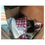 TABLE CLOTHS, PLACE MATS & NAPKINS