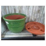POTTERY PLANTER & STAND