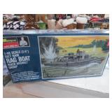 SEALED 1:48 VIET NAM RIVER ASSAULT GROUP BOAT MODL