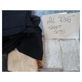 STORAGE TUB W/ KING SHEET SETS