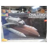 SEALED 1:288 SPACE SHUTTLE CHALLENGER MODEL