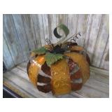 METAL PUMPKIN DECOR