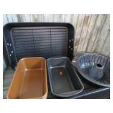 BAKING PANS