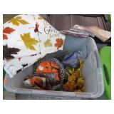 FLIP TOP TUB W/ FALL / HALLOWEEN ITEMS