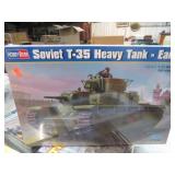 SEALED 1:35 SOVIET T-35 TANK MODEL