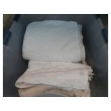 STORAGE TOTE W/ BATH TOWELS
