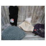 KNIT GLOVES & HATS
