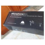 STUDIO MICROPHONE ARM STAND