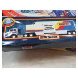 MATCHBOX SUPERKINGS FORMULA RACING TEAM HAULER &