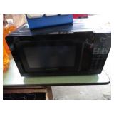 MICROWAVE OVEN