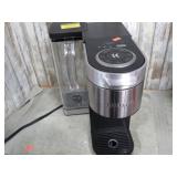 KEURIG COFFEE MAKER