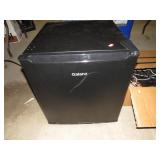 DORM SIZE REFRIGERATOR