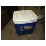 IGLOO ICE CUBE COOLER
