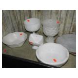 TRAY OF MILKGLASS DISHES