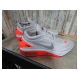 NIKE AIR AUTO MAX SHOES -- 13