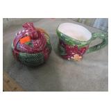 HOLIDAY CREAM & SUGARS