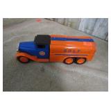 DIECAST ERTLY GULF TANKER COIN BANK