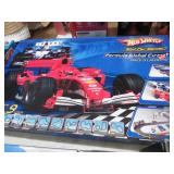 HOTWHEELS FORMULA GLOBAL CIRCUIT SLOT CAR SET