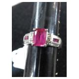 STERLING SILVER RING W/ STONES - 4.6gms - SZ 7 1/2