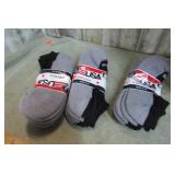 9 PAIR-- LOW SPORTS SOCKS 9-11