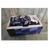 1:24 DIECAST #2 RACE CAR