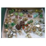 VINTAGE CLIP-ON EARRINGS