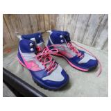 NIKE DUAL FUSION SHOES -- 7.5