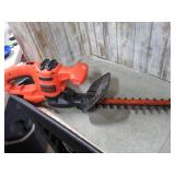 HEDGE TRIMMER