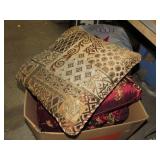 THROW PILLOWS