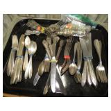 SILVERPLATE FLATWARE