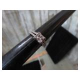 STERLING SILVER RING W/ STONES -- SZ 6 - 2.61g