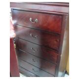 5 DRAWER CHEST OF DRAWERS