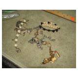 BAG LOT -- COSTUME JEWELRY