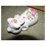 AVON POT POURRI PIG