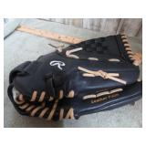 RAWLINGS SOFTBALL GLOVE -- 13"