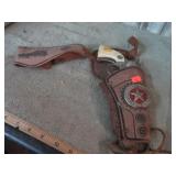 BUCKEROO CAP GUN & LEATHER GUN BELT